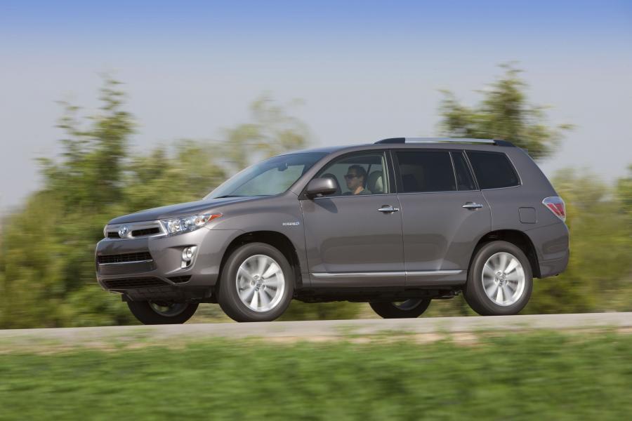  Toyota Highlander Hybrid 2011 года  (фото 27 из 34)